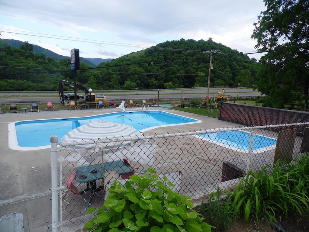 Tazewell Motel ภายนอก รูปภาพ